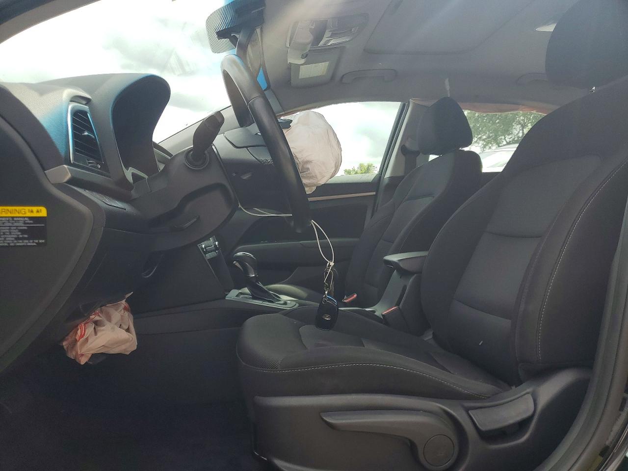 Hyundai ELANTRA Value Edition