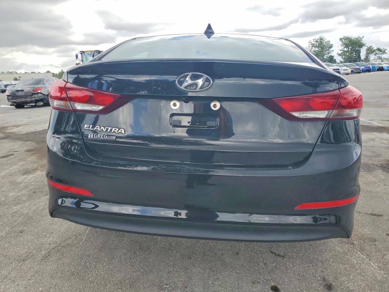 Hyundai ELANTRA Value Edition