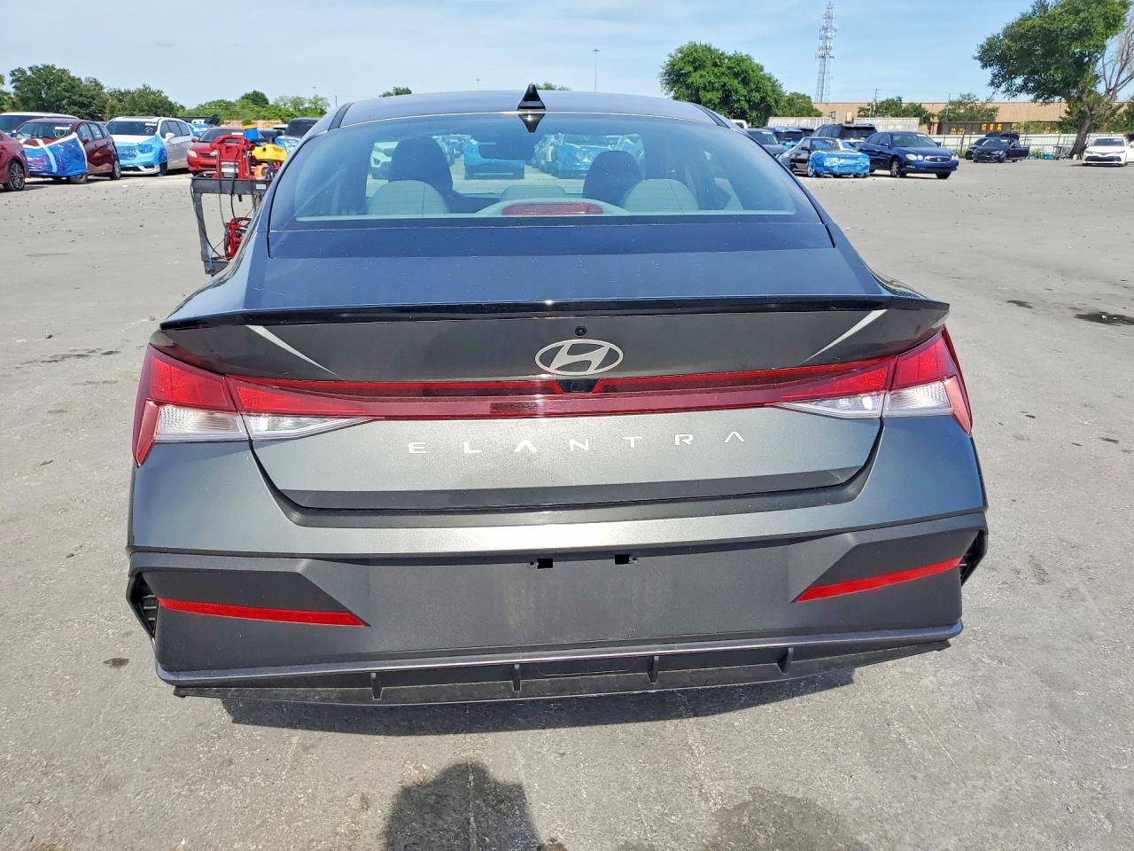 Hyundai ELANTRA Sel Sport