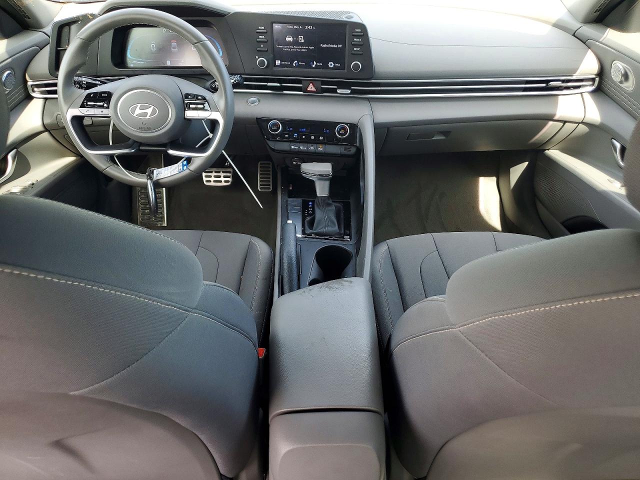Hyundai ELANTRA Sel Sport