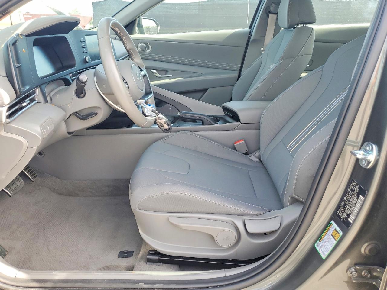 Hyundai ELANTRA Sel Sport