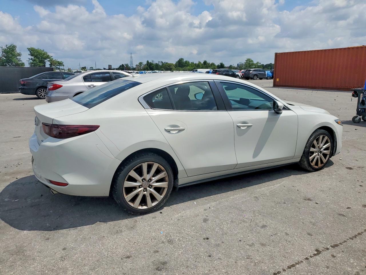 Mazda 3 Preferred