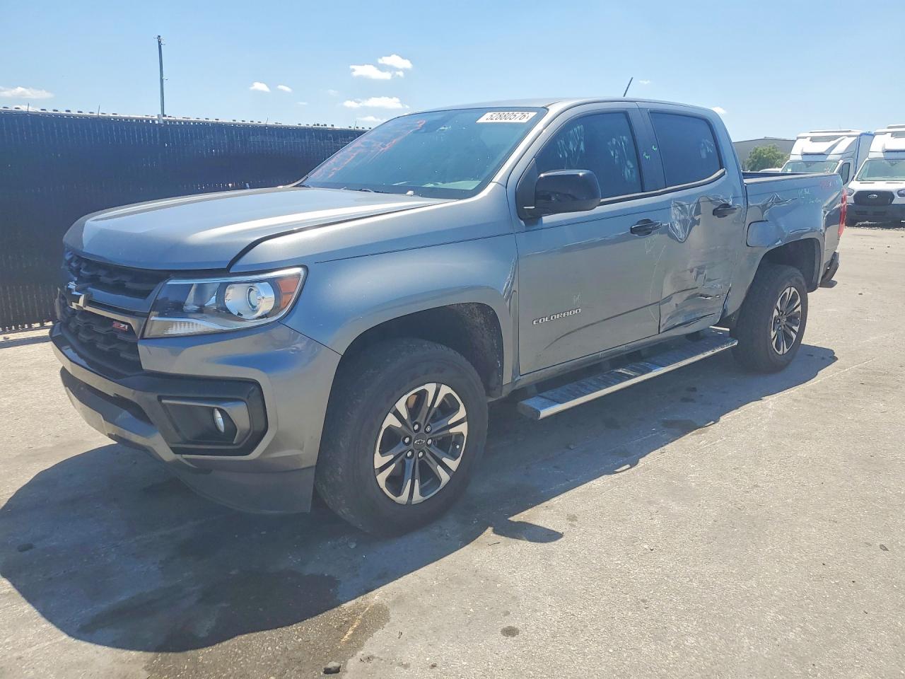 Salvage Chevrolet Colorado Image