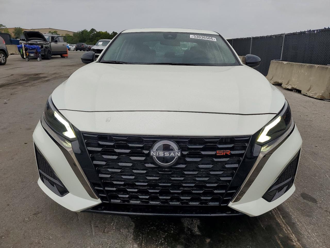 Nissan Altima Sr