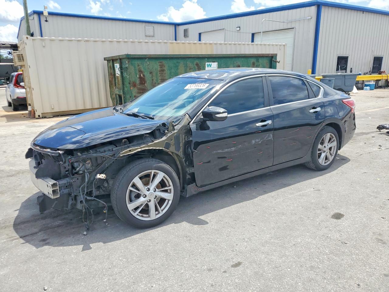 Salvage Nissan Altima Image