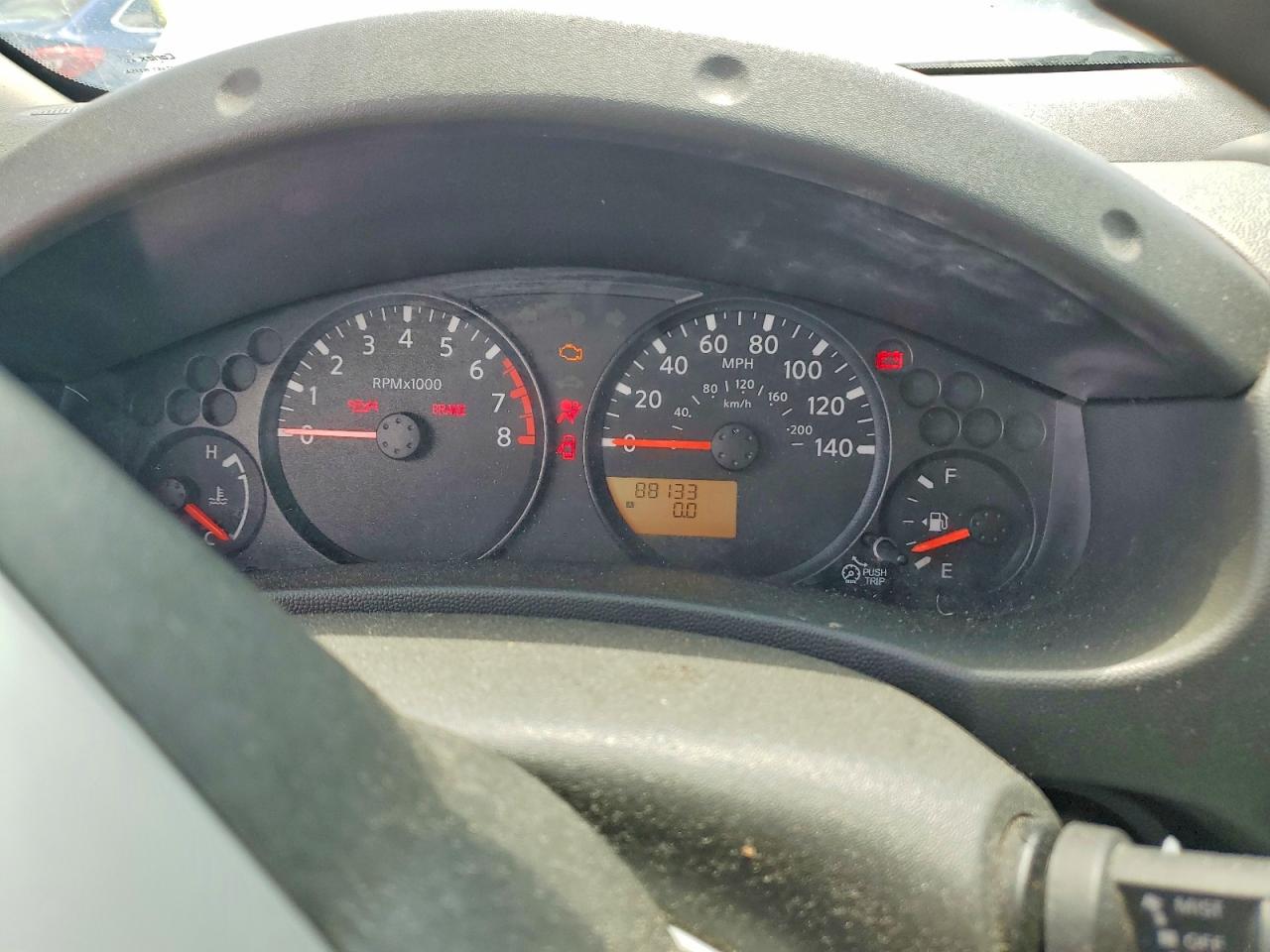 Nissan Frontier S