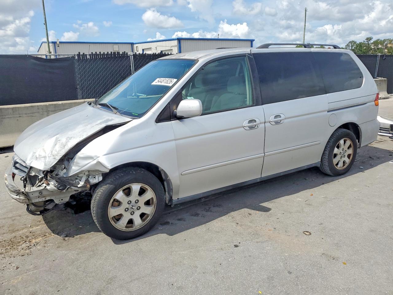 Salvage Honda Odyssey Image