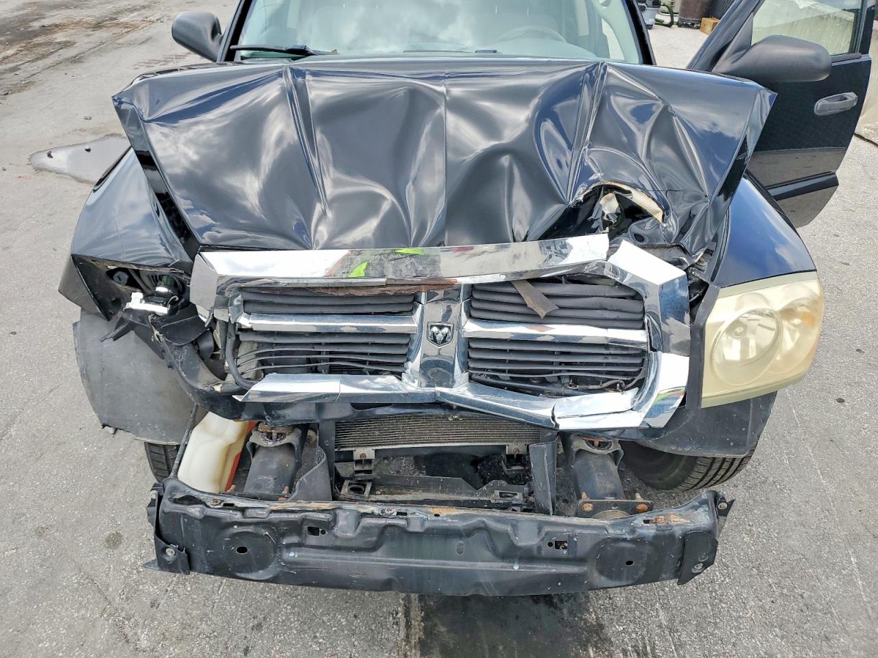 Dodge Dakota Quad