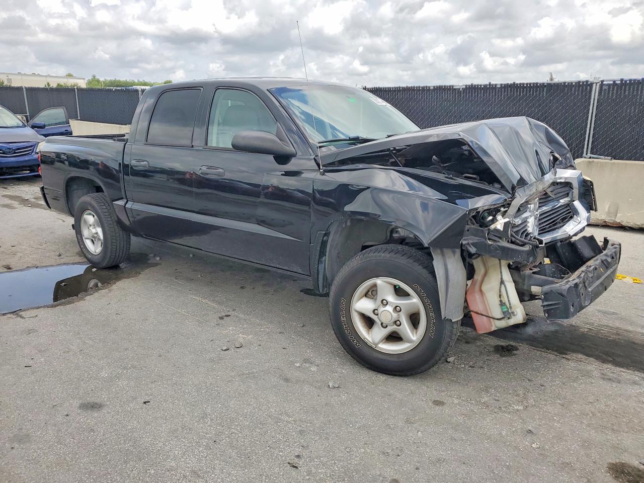 Dodge Dakota Quad