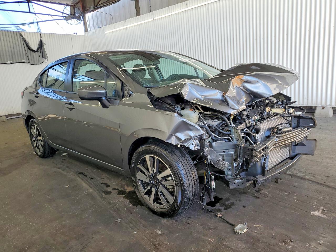 Nissan Versa Sv