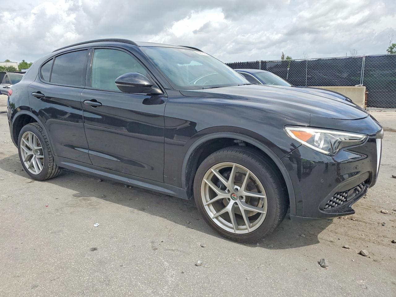 Alfa Romeo Stelvio Ti