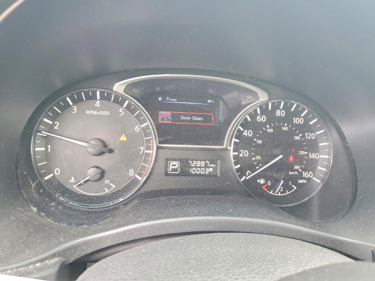 Nissan Pathfinder S