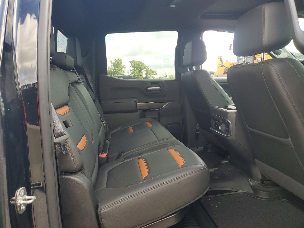 GMC Sierra K1500 At4