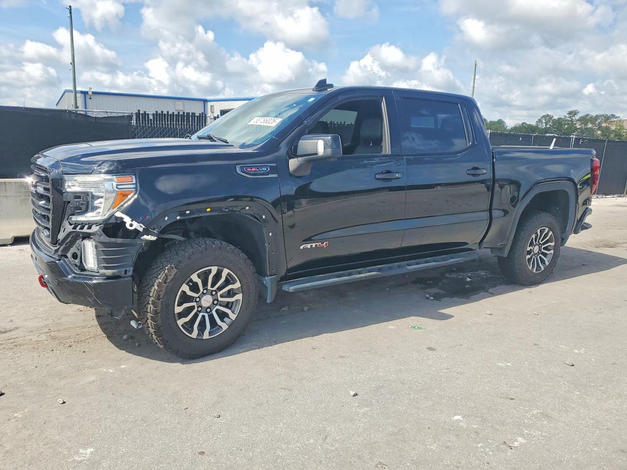 Salvage GMC Sierra Image