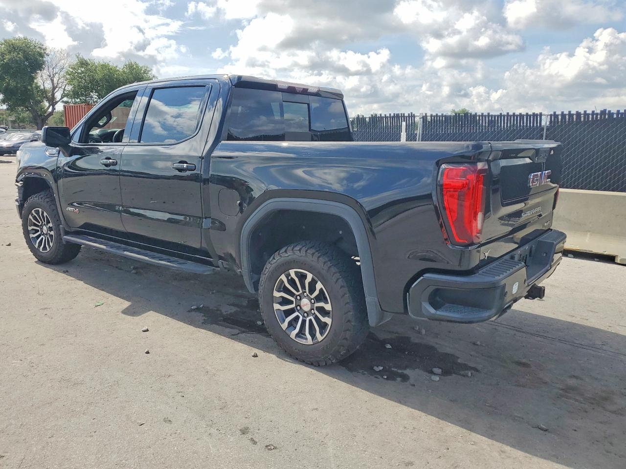 GMC Sierra K1500 At4