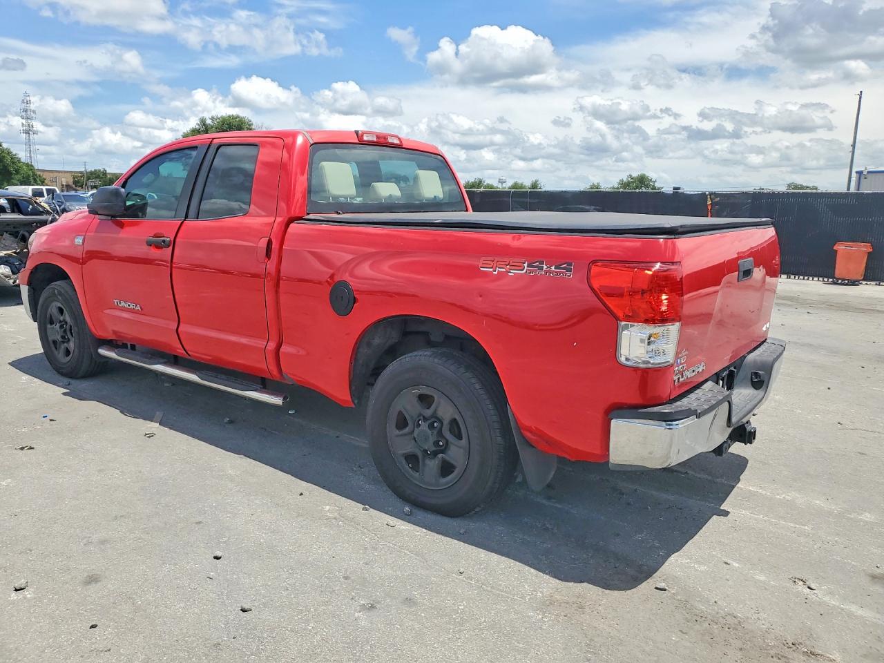 Toyota Tundra Double Cab Sr5