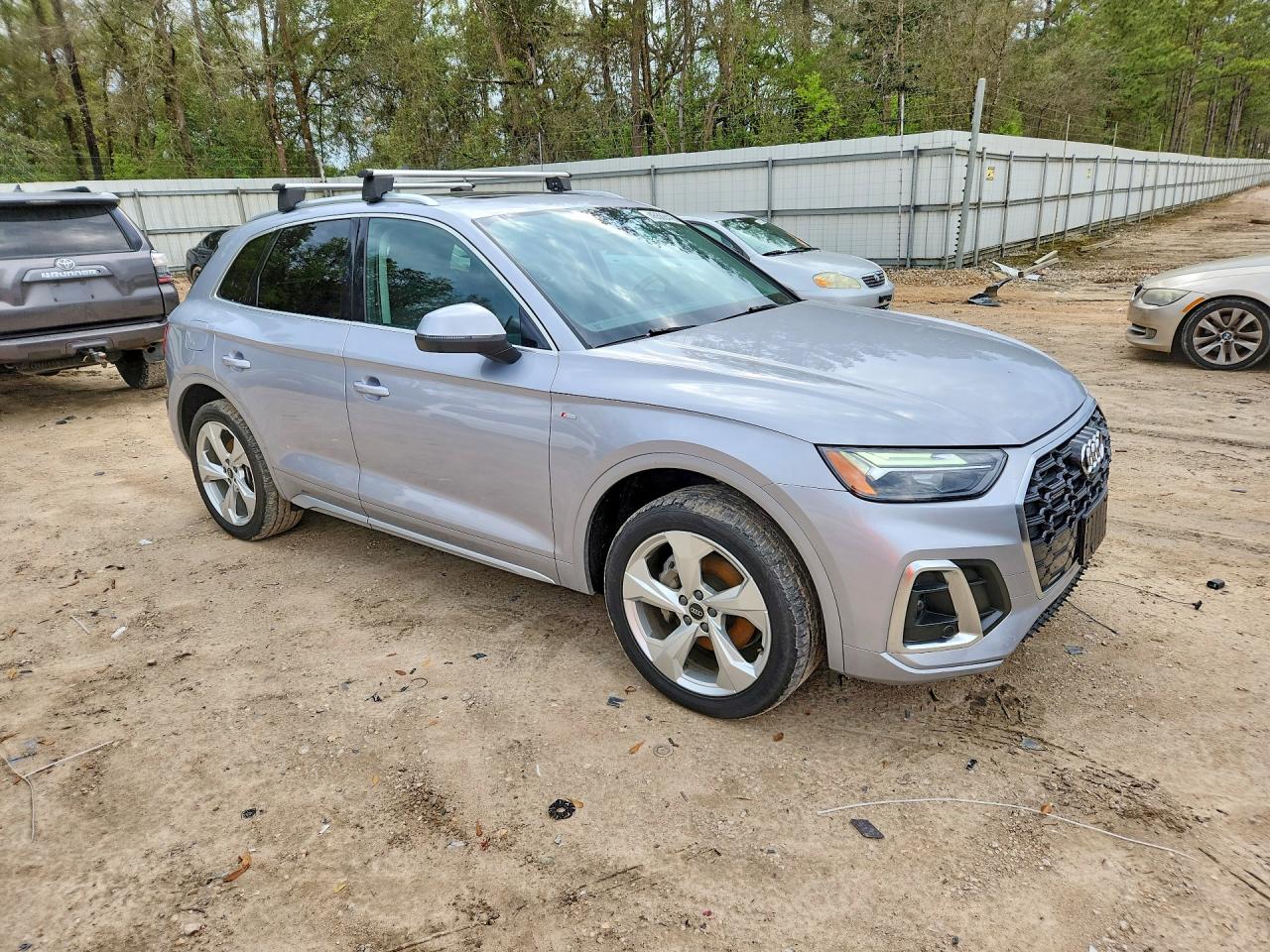 Audi Q5 Premium Plus 45