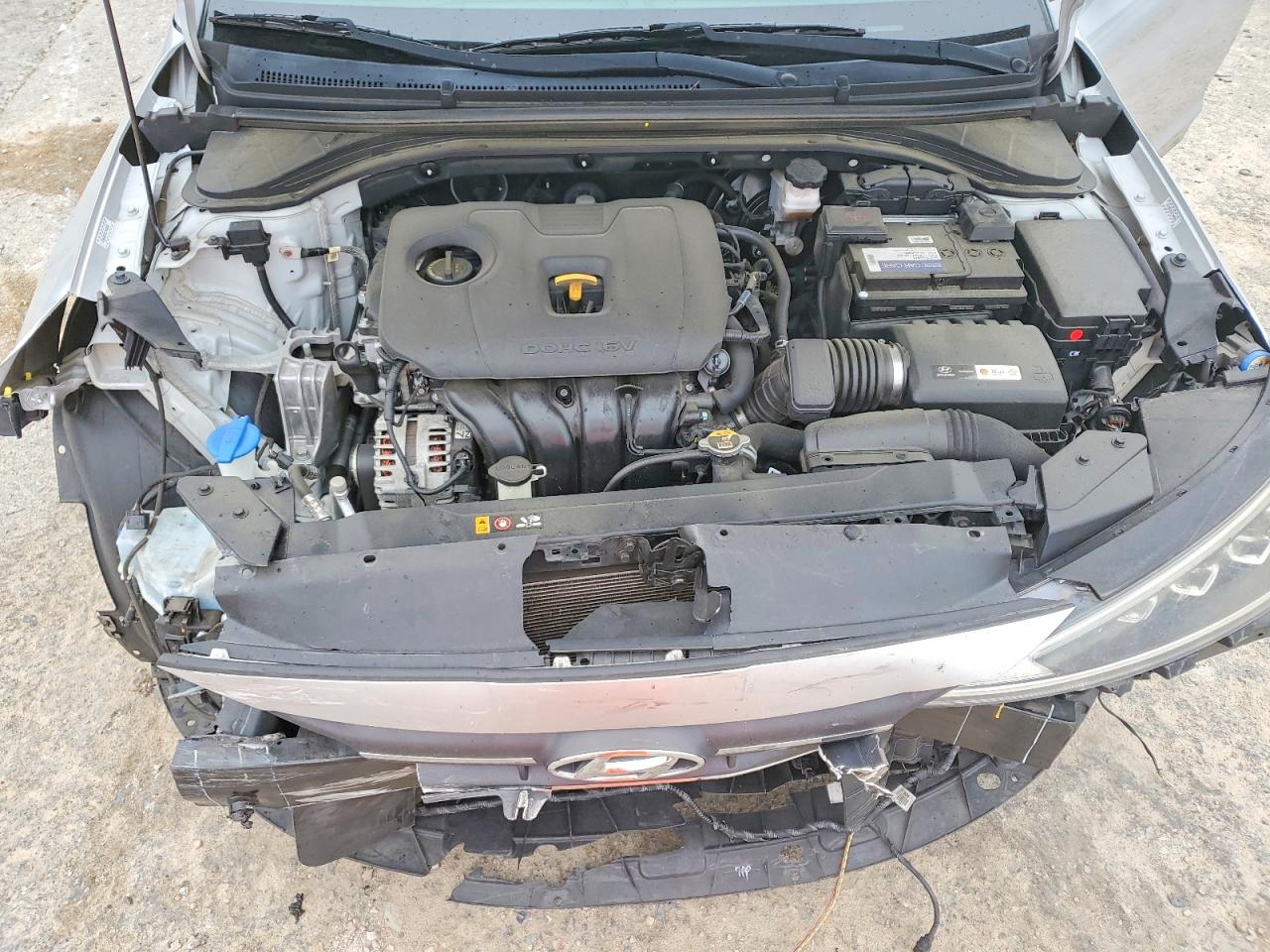 Hyundai ELANTRA Limited