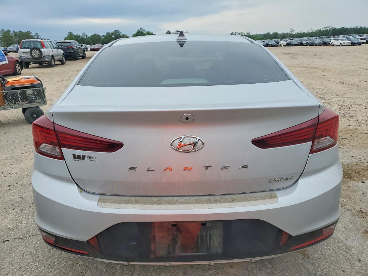 Hyundai ELANTRA Limited