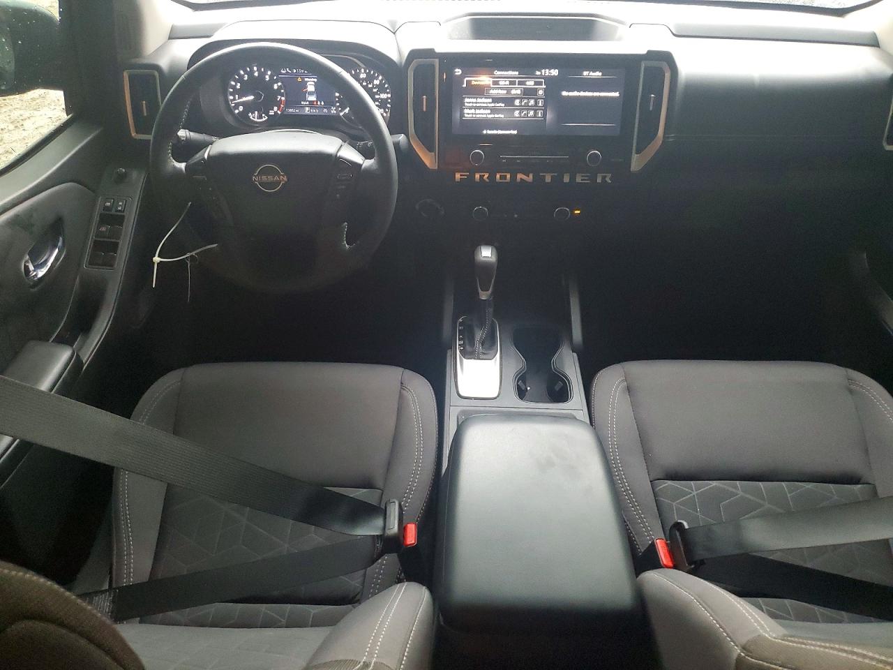 Nissan Frontier Sv