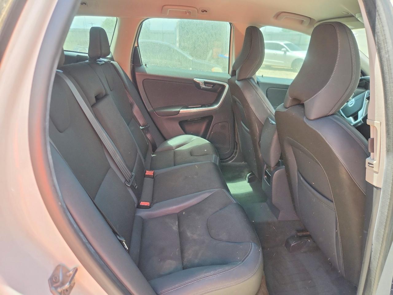 Volvo XC60 T5
