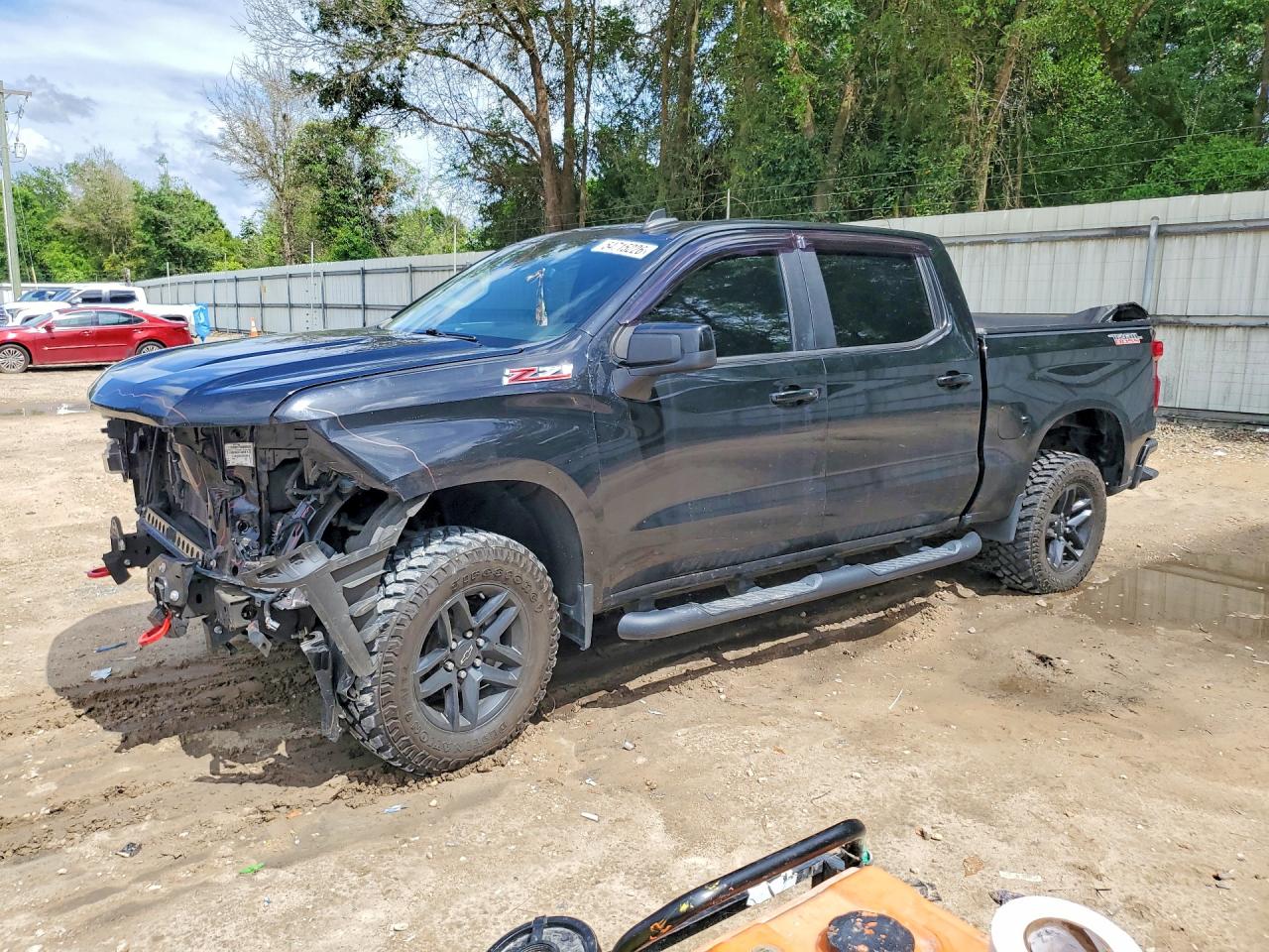 Salvage Chevrolet Silverado Image