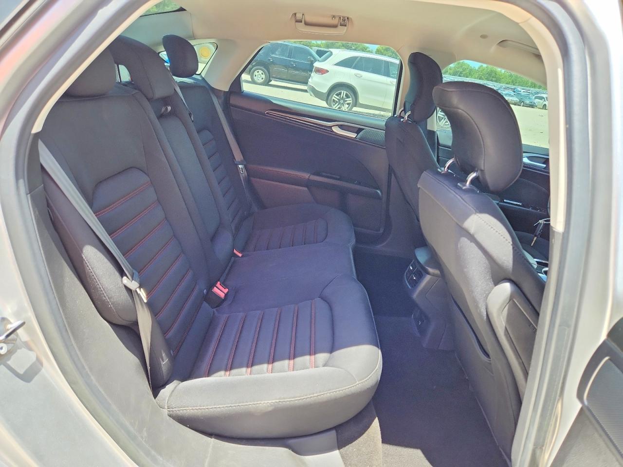 Ford Fusion Se Hybrid
