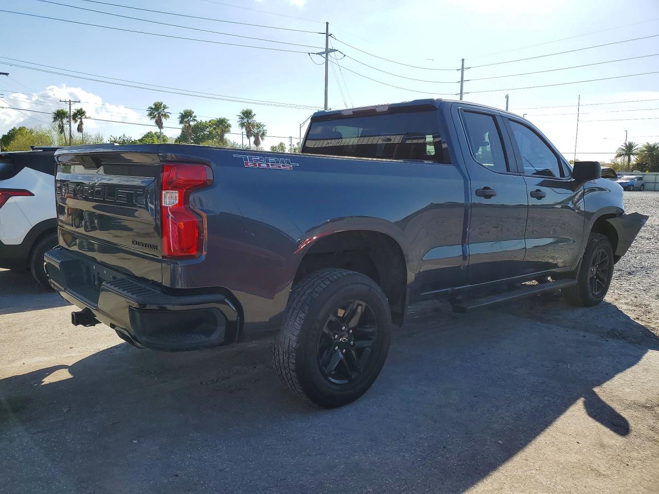 Chevrolet Silverado K1500 Trail Boss Custom