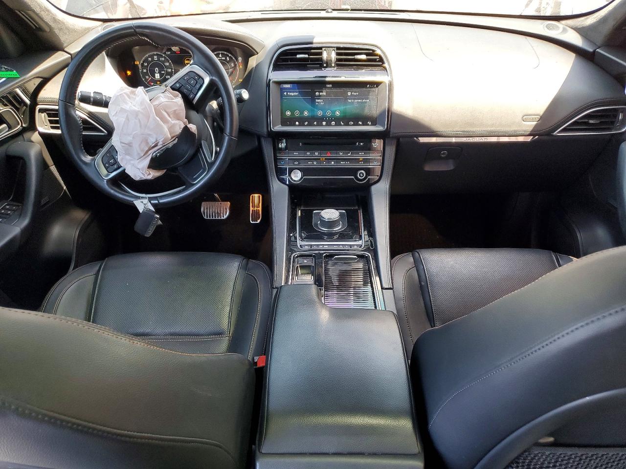 Jaguar F-PACE Prestige