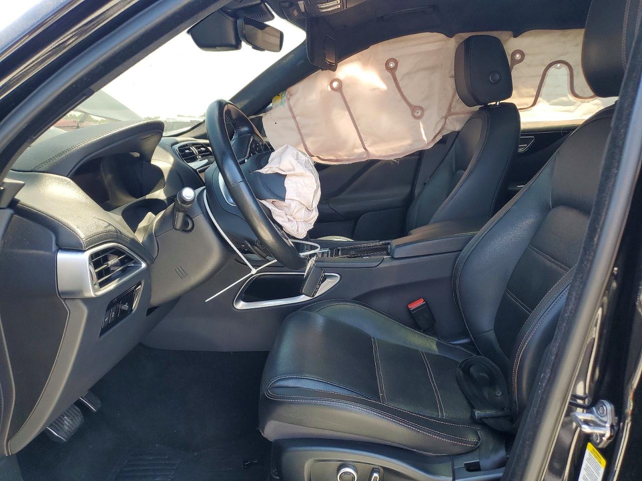 Jaguar F-PACE Prestige