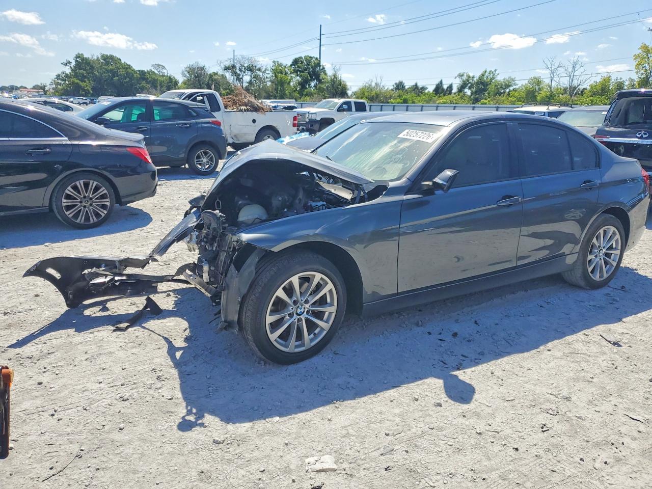Salvage BMW 3 Series Image