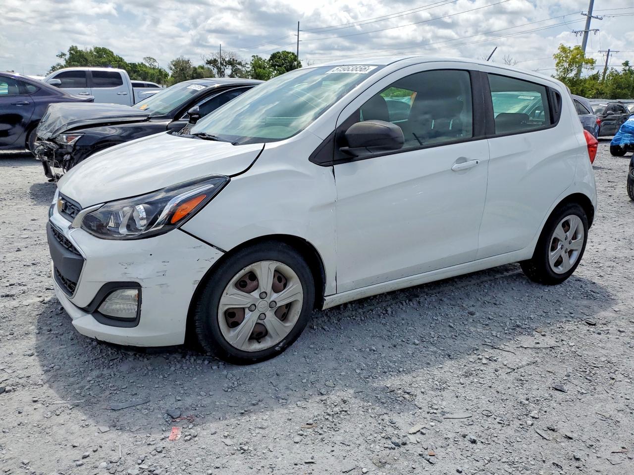 Salvage Chevrolet Spark Image