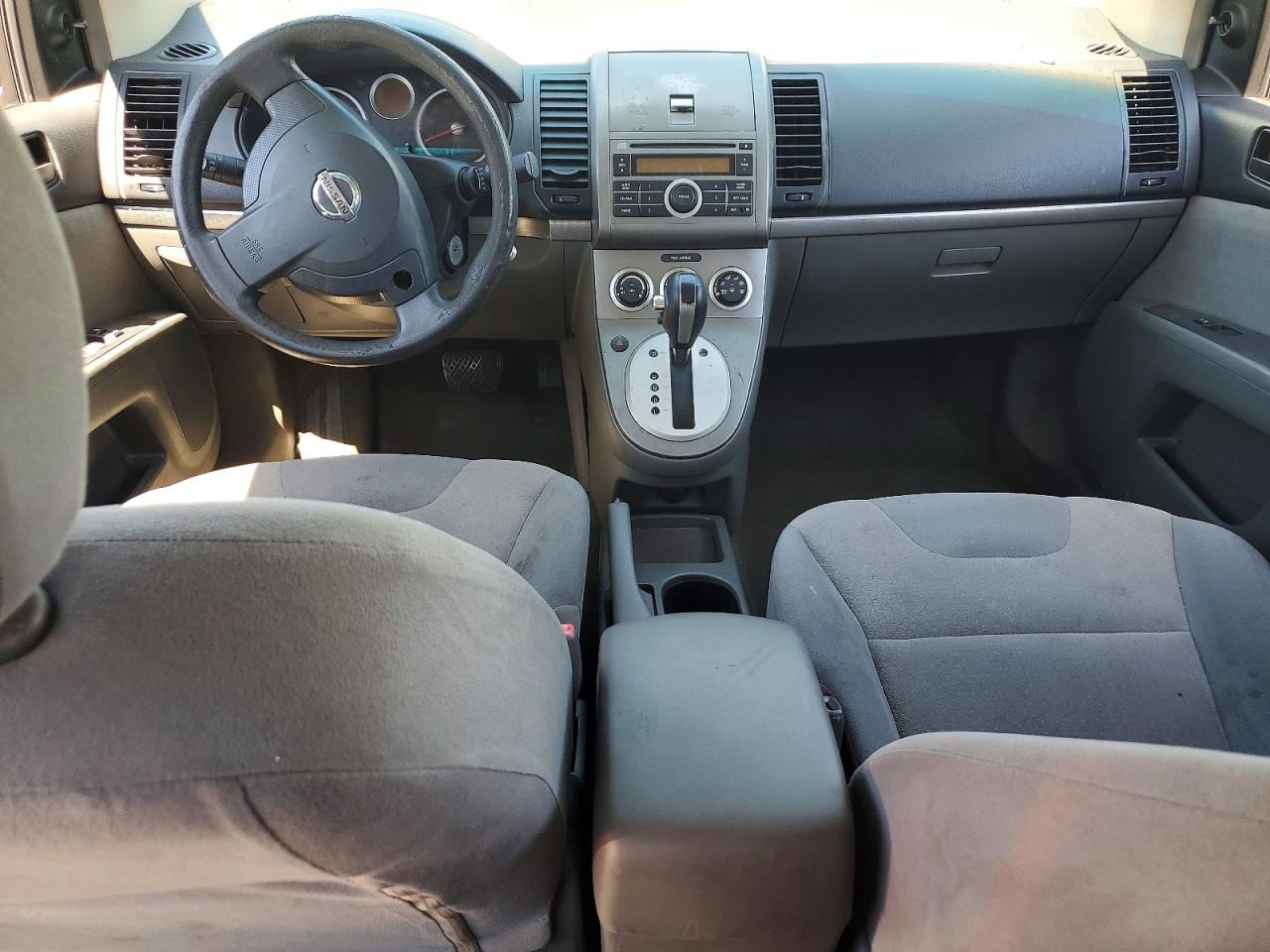 Nissan Sentra 2.0