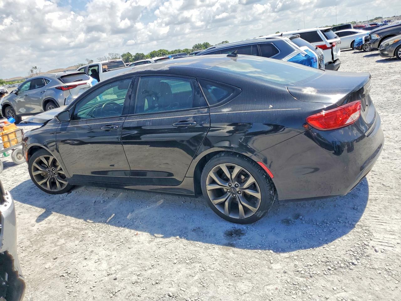 Chrysler 200 S