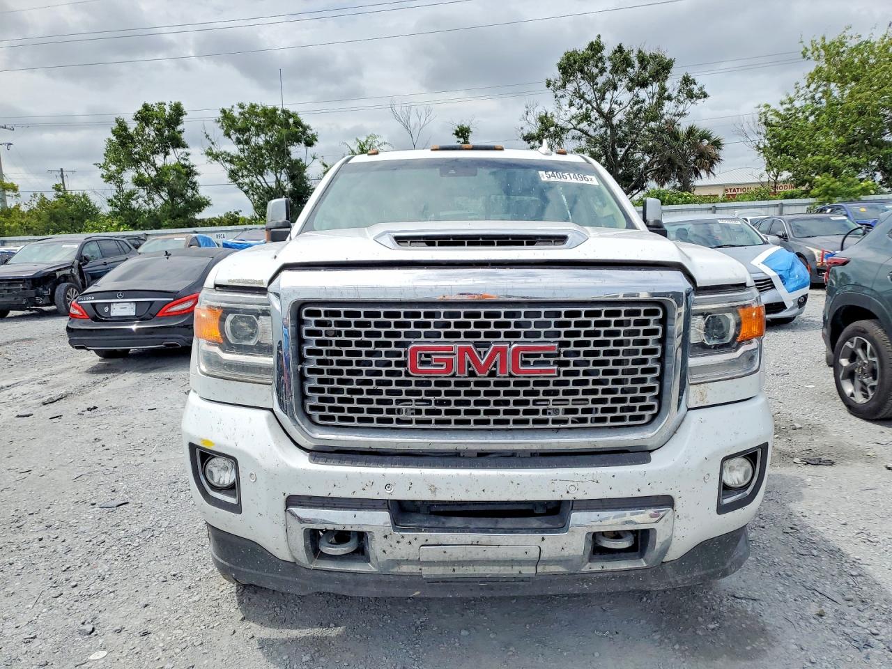 GMC Sierra K2500 Denali