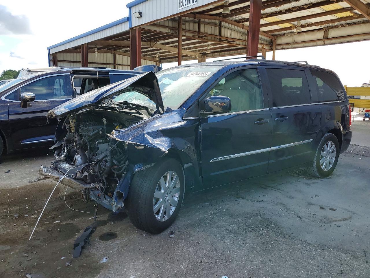 Salvage Chrysler Minivan Image