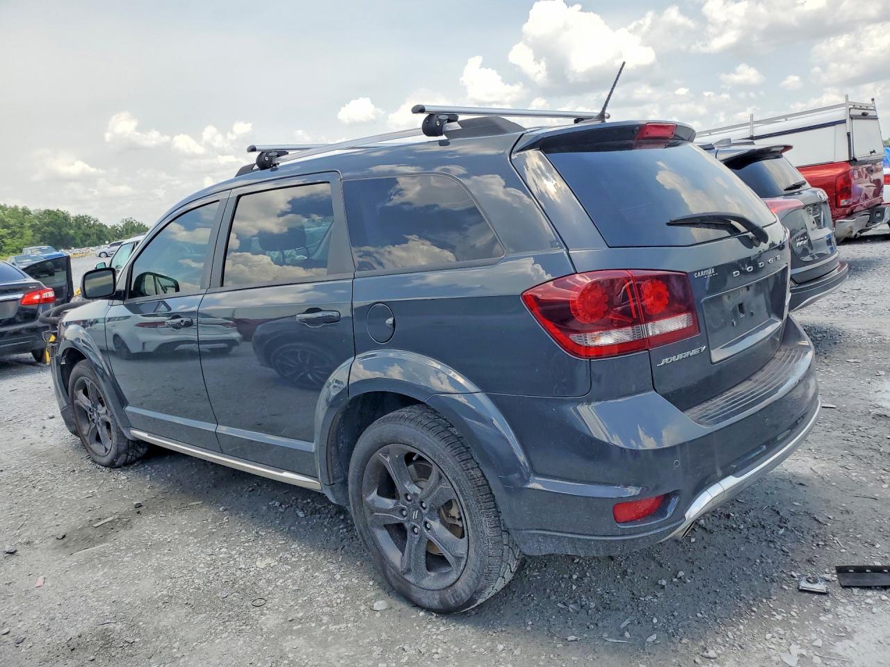 Dodge Journey Crossroad