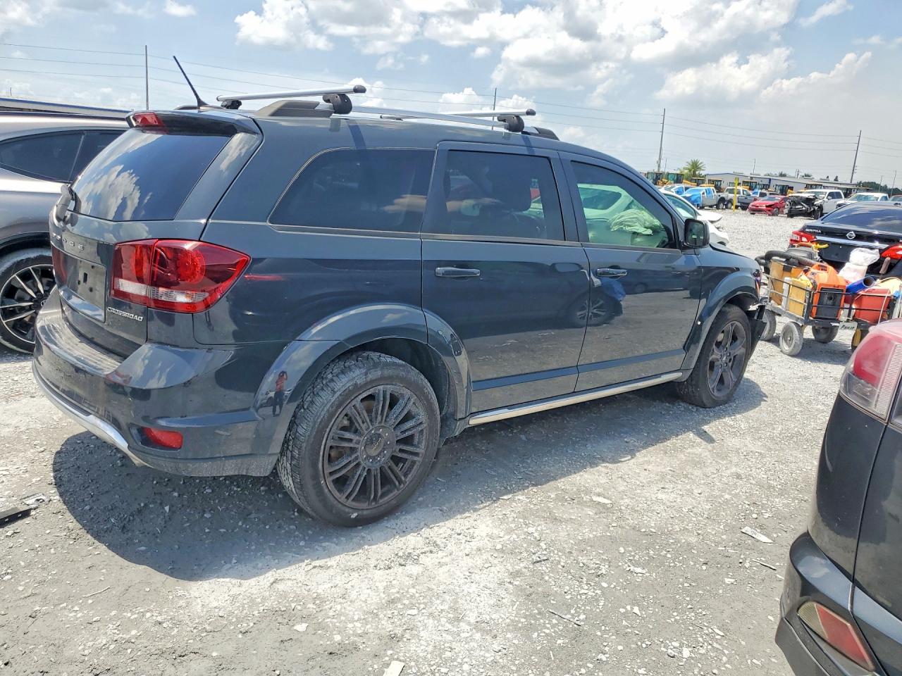 Dodge Journey Crossroad