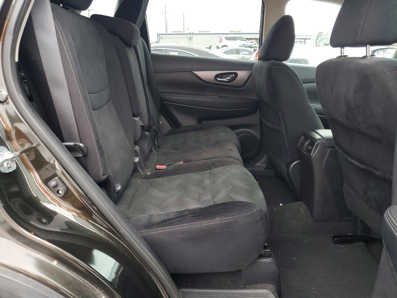 Nissan Rogue Sv