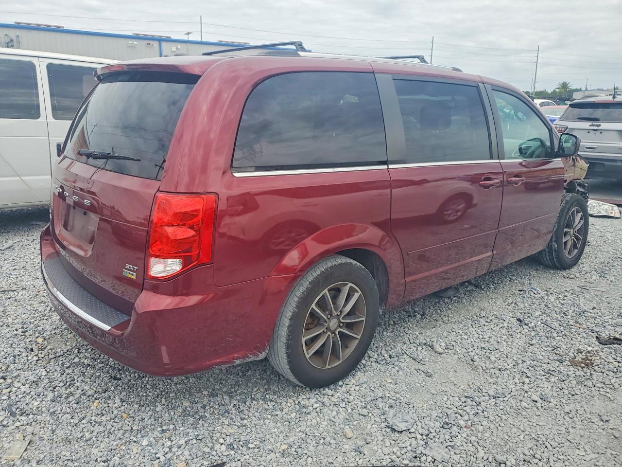 Dodge Caravan Sxt