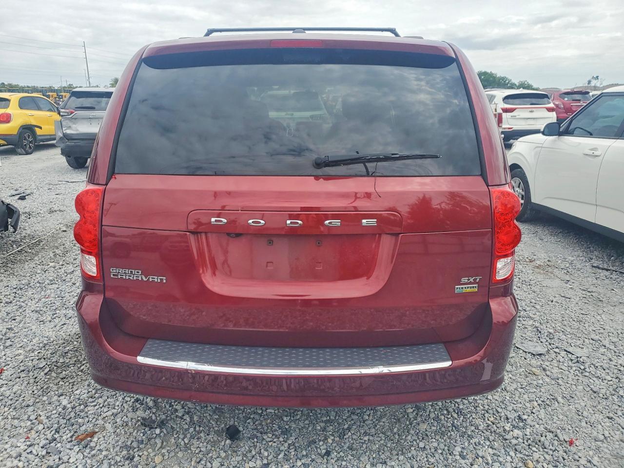 Dodge Caravan Sxt