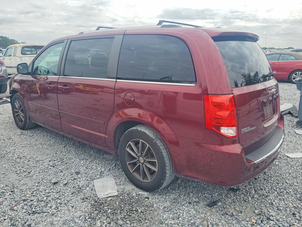 Dodge Caravan Sxt