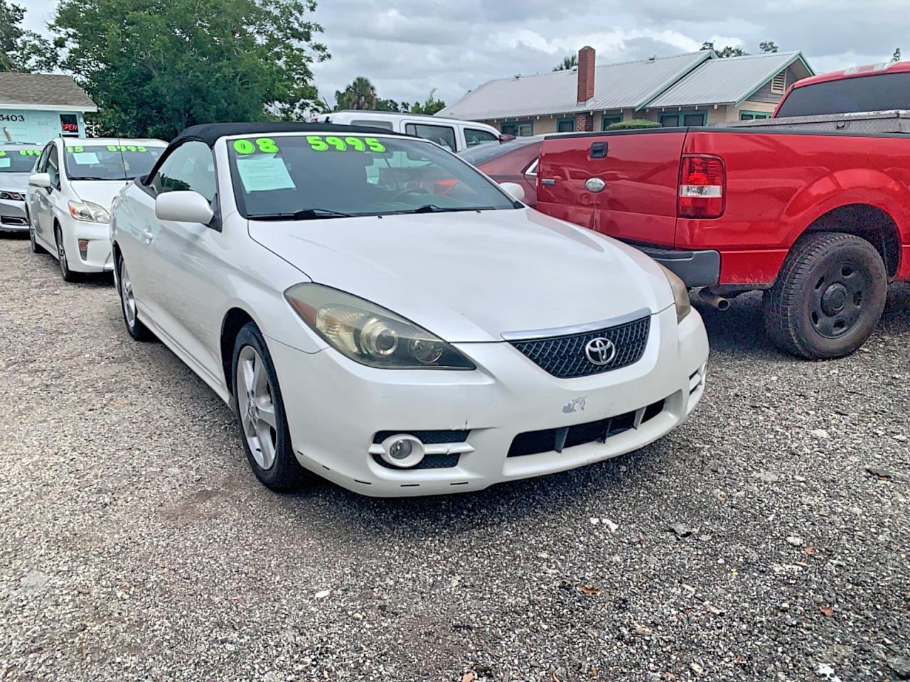 Salvage Toyota Camry Image
