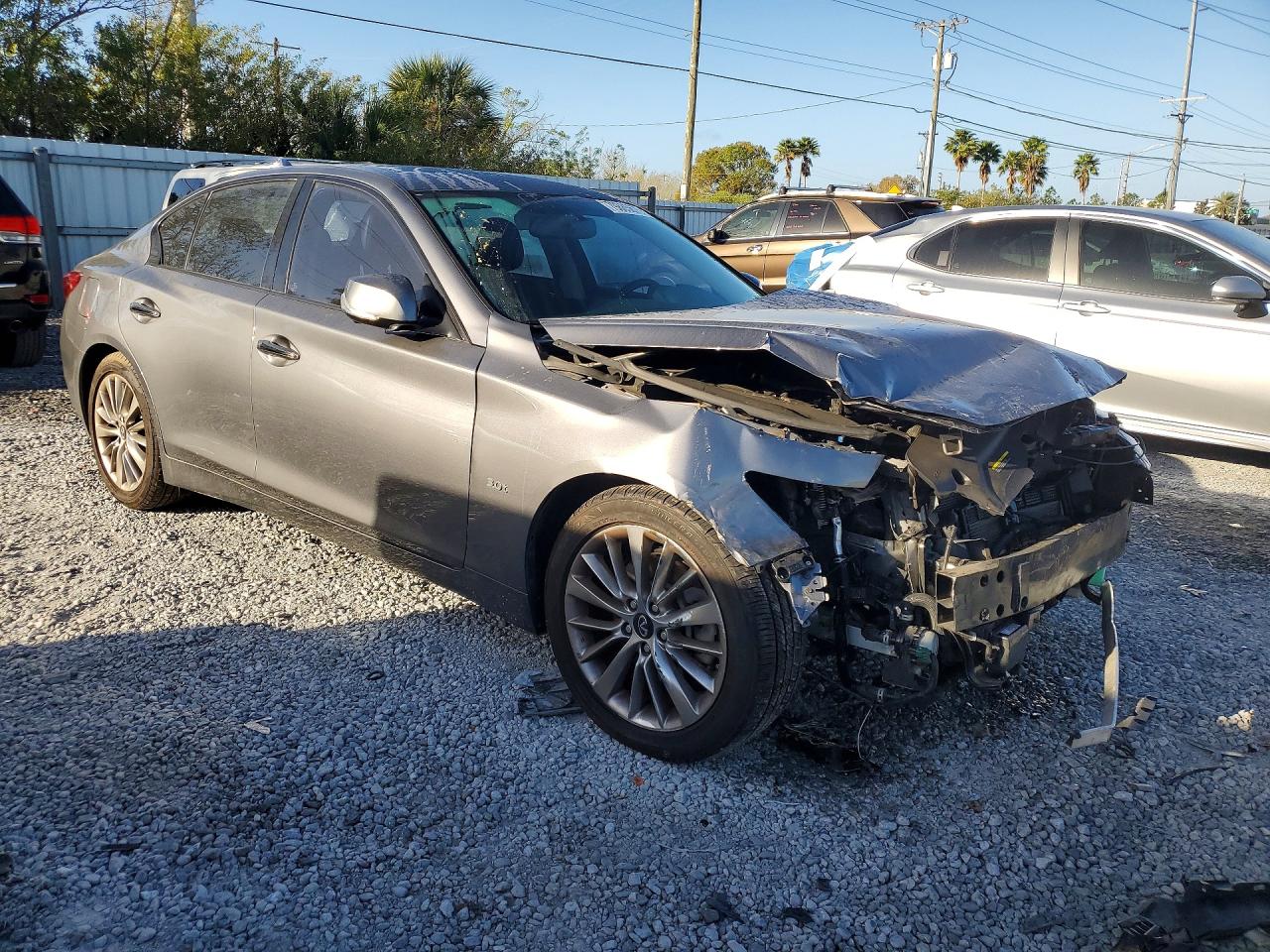 INFINITI Q50 3.0t L 3.0t Luxe