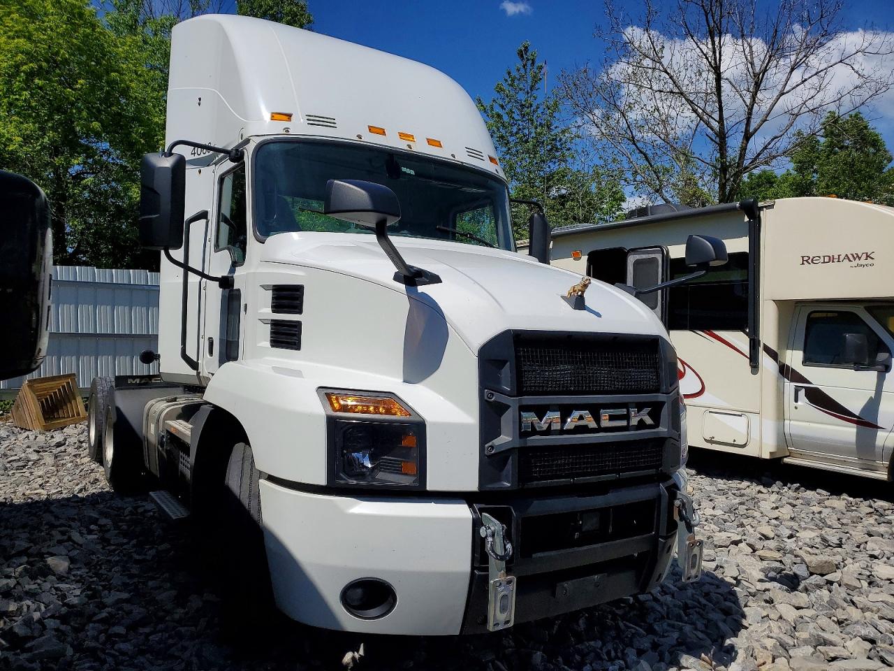 Salvage Mack Anthem Image
