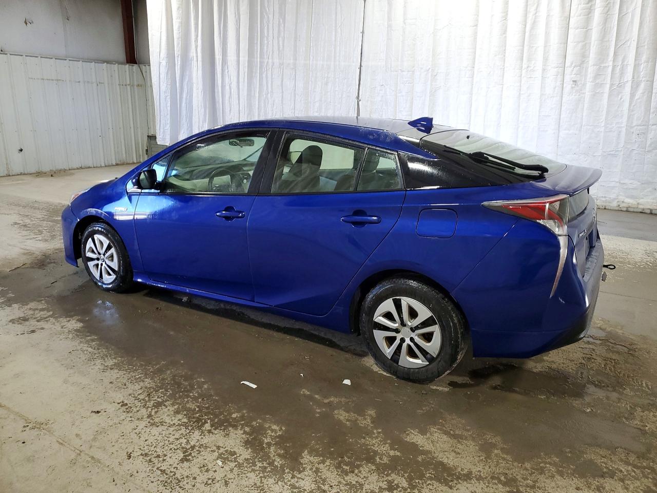 Toyota Prius Three