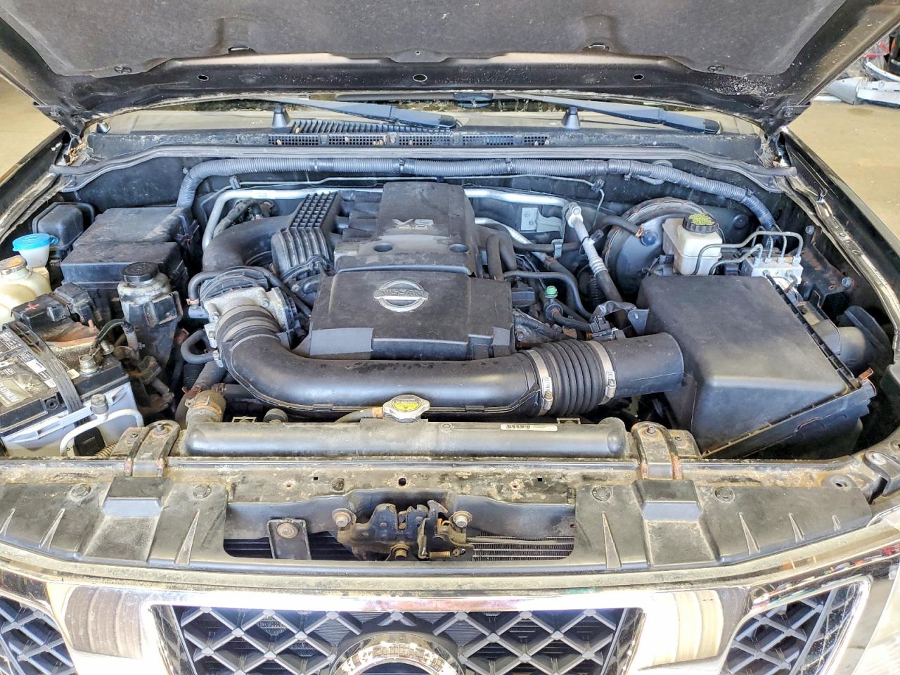 Nissan Frontier Sv V6