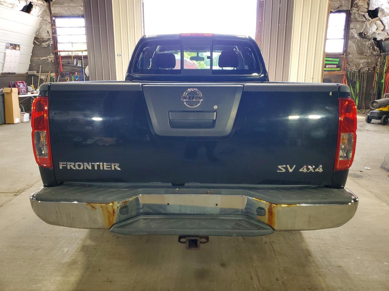 Nissan Frontier Sv V6