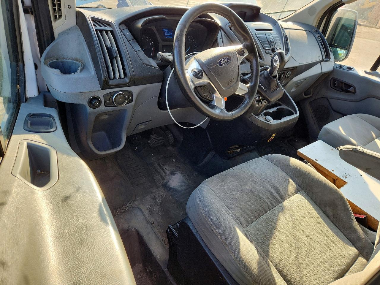 Ford Transit T-250