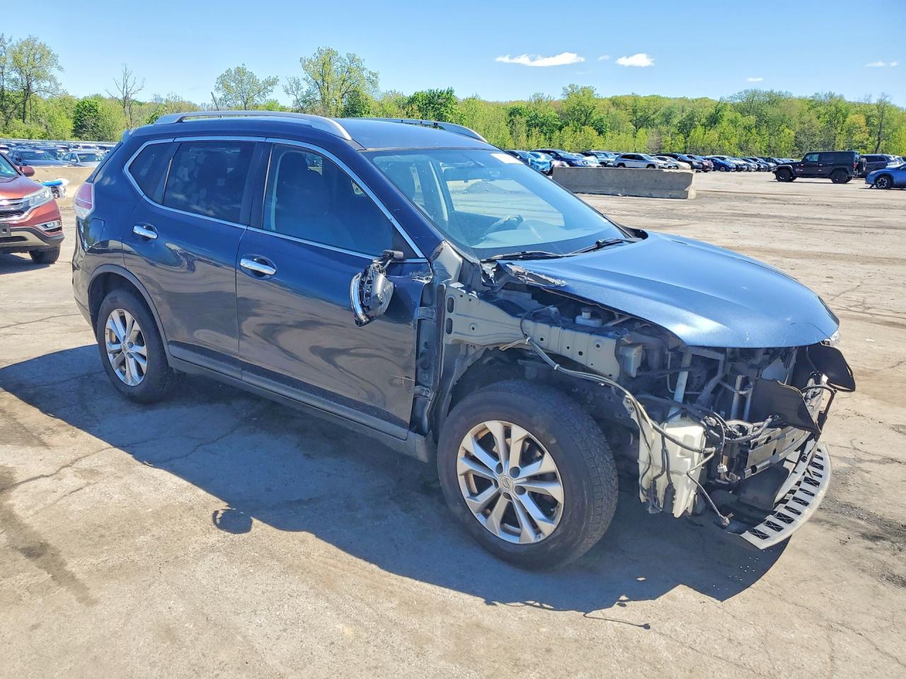 Nissan Rogue Sv